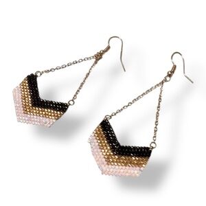 Beautiful seed beaded earrings made with Miyuki Delica beads.